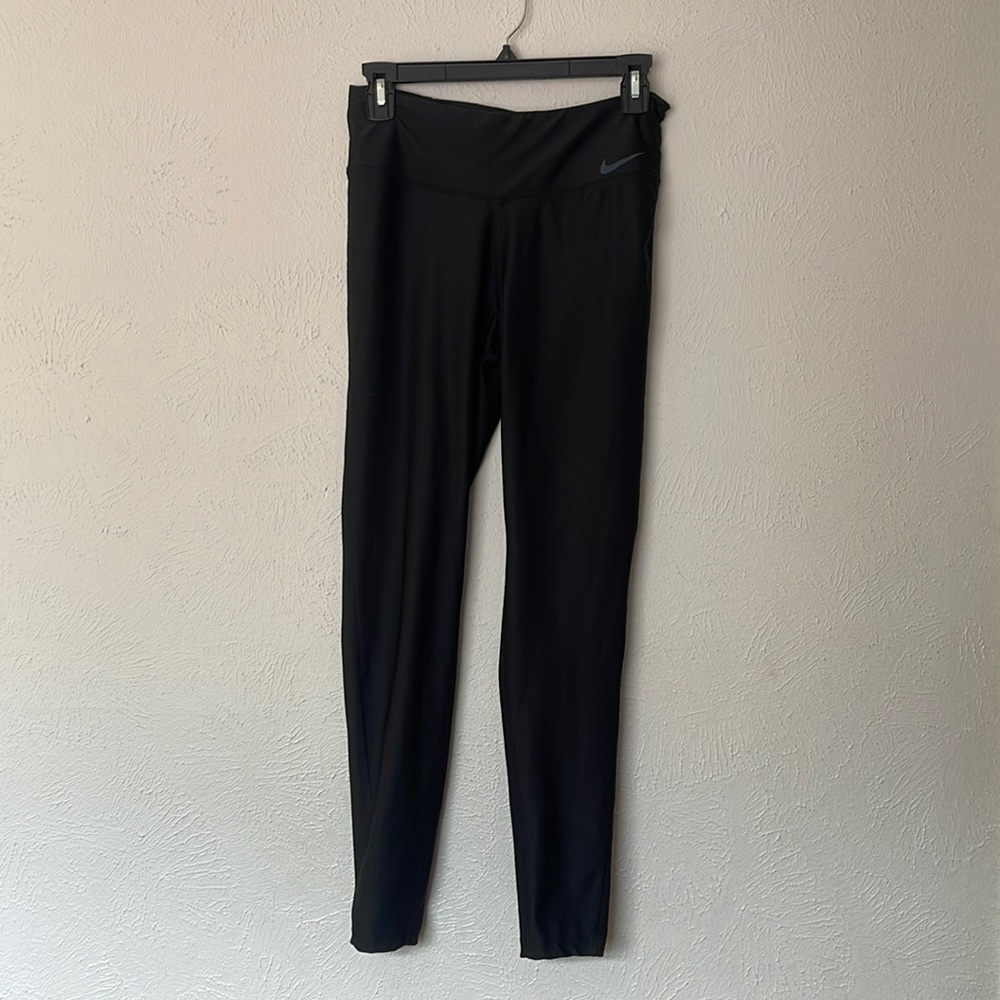 Nike women’s leggings. New!